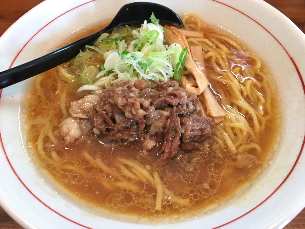 牛骨醤油らーめん