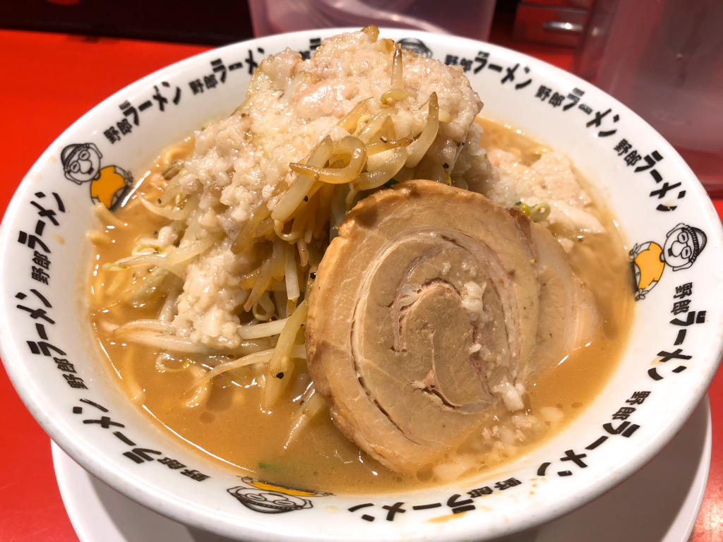 渋谷 豚骨 麺増し 脂増し 濃いめ
